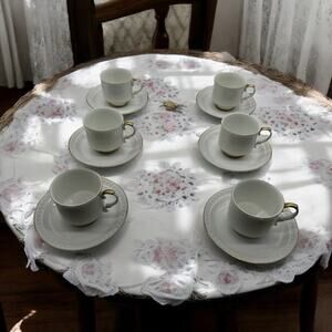12 pc Capodimonte Ambassador Demitasse Coffee Tea Cups Saucers 55/1672